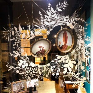 Graphisme-vegetal-vitrine-magasin